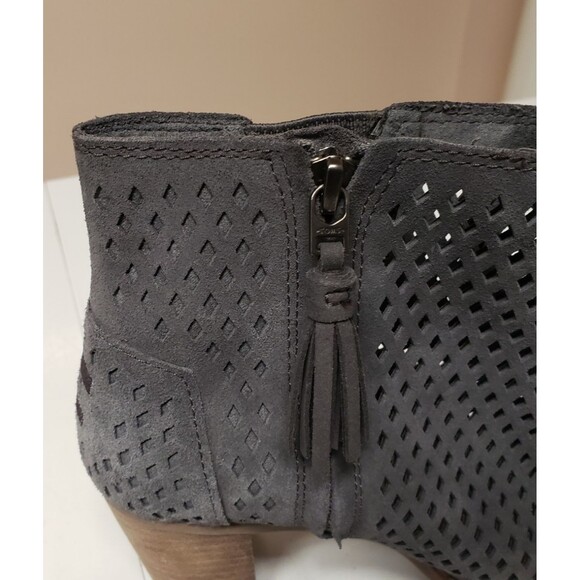 Tom’s Gray Perforated Open Toe Chunky Heel Ankle Boot w/ Tassel Zipper Sz 8 PO-E - Picture 11 of 12